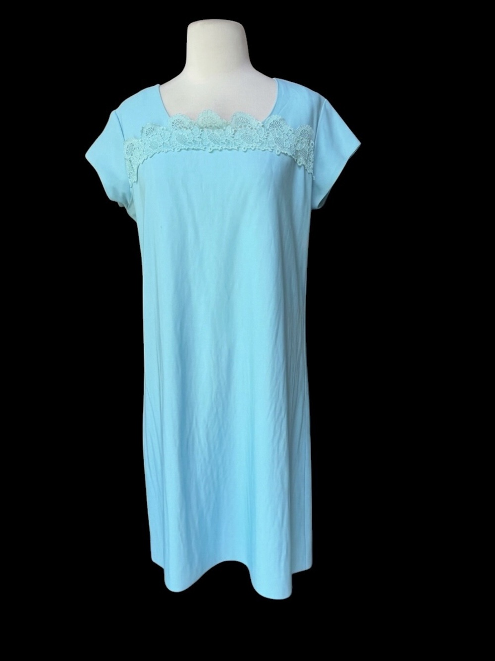 1960s Aqua Blue Linen Blend Guipere Lace Yoke Neckline Shift Dress